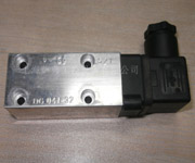 DG041-32